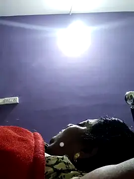 Webcam Model (yamini1431)  is live.Free join now!