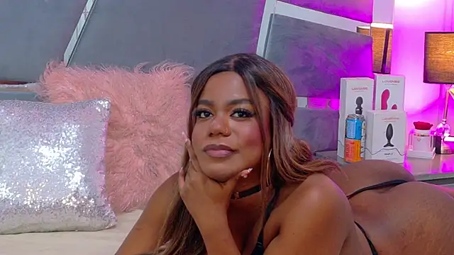 lorraiinejohnson - LorraiineJohnson's free webcam