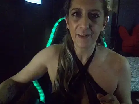 la-fee-pas-chier - La-fee-pas-chier's free webcam - UK Sex Cams