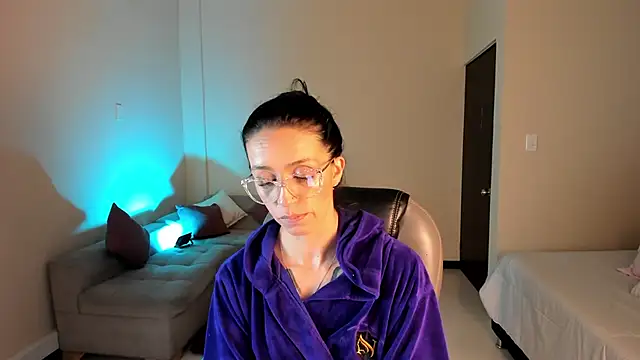 kristen_garner - Kristen_Garner's free webcam