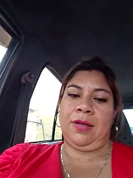 Laura-Hernandez from StripChat is Freechat