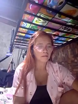 Webcam Model (SexyHottMom)  is live.Free join now!