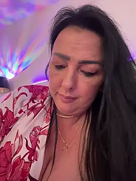 tiffanyroxx (F milf) - its valentin:heart: get a free :gift:Lst