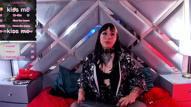 ravenna666_ - Ravenna666_'s free webcam - UK Sex Cams