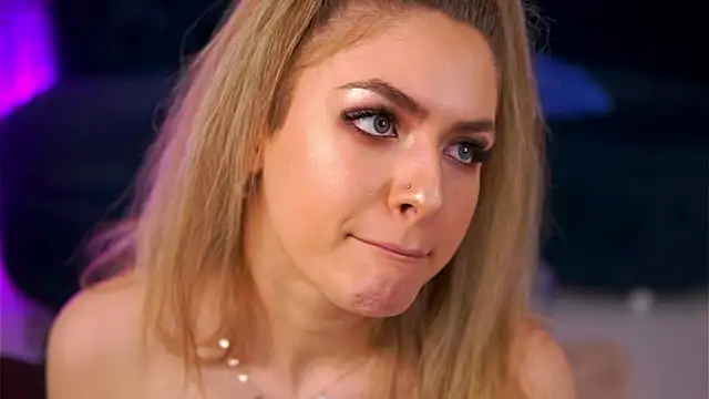 nayaquinn - NayaQuinn's free webcam