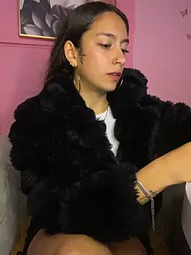 Webcam Model (Alaska_euphoria)  is live.Free join now!