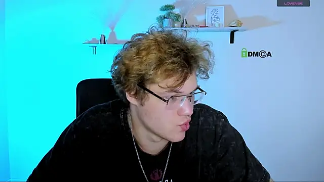 lucas_long_ - Lucas_long_'s free webcam - UK Sex Cams