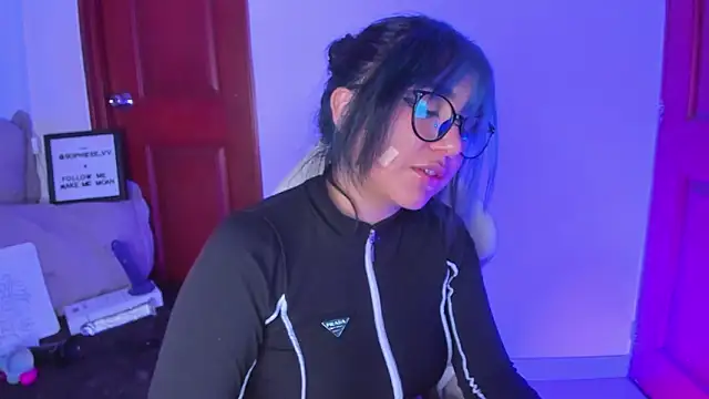 sophiievv - Sophiievv's free webcam - UK Sex Cams