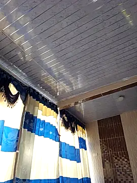 natasanz (F young) - Squirt in public terrace in front neighb