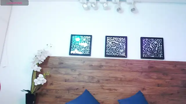 alexandracambell - AlexandraCambell's free webcam - UK Sex Cams