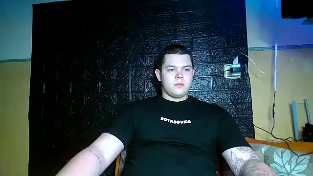 cutebutnaughty_ - CuteButNaughty_'s free webcam - UK Sex Cams