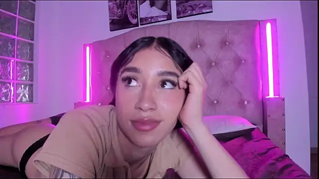 alahia_rosee - Alahia_rosee's free webcam - UK Sex Cams