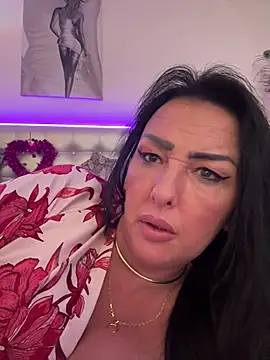 tiffanyroxx - TiffanyRoxx's free webcam - UK Sex Cams