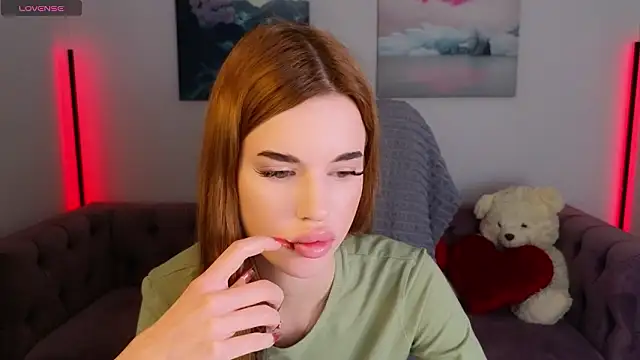 anna_lumina - Anna_Lumina's free webcam - UK Sex Cams