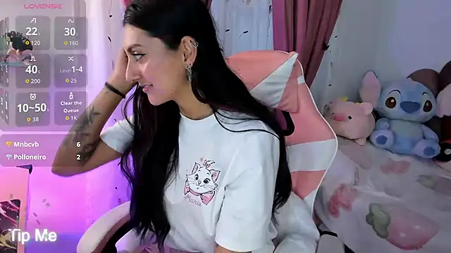 sweetfoxy_17 - Sweetfoxy_17's free webcam - UK Sex Cams