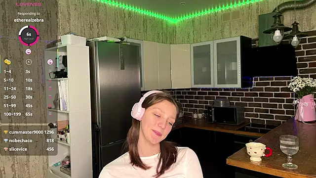 chrisamott - ChrisAmott's free webcam