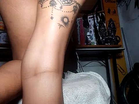 Webcam Model (Lunita_5)  is live.Free join now!