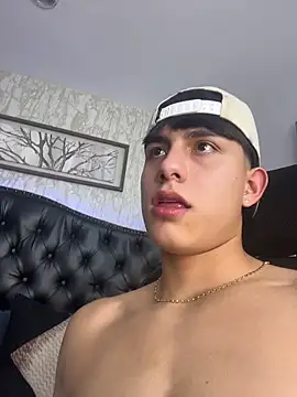 lander_cruz (M twink) - remove boxers