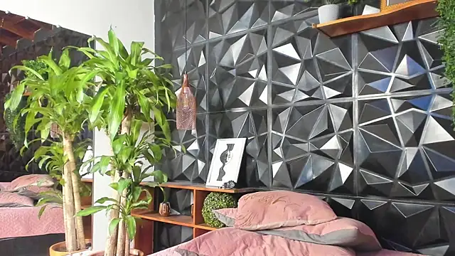 elliot_colton (M twink) - make me come and eat my delicious milk!!