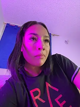 Webcam Model (lau_star)  is live.Free join now!