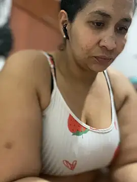 carola-ross - Carola-Ross's free webcam - UK Sex Cams