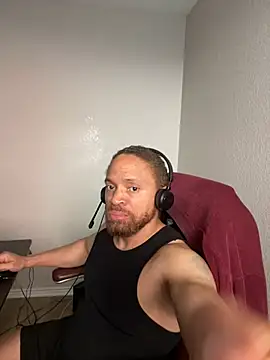 fathero1time (M mature) - 4000 tokens and I bust this NUT! 💰 💰💰