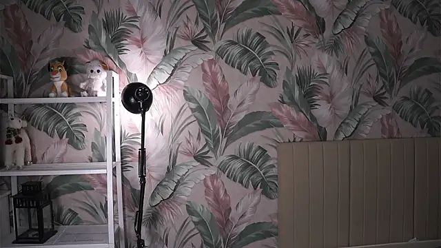 marlinvarian (F teen) - Stroke my ass