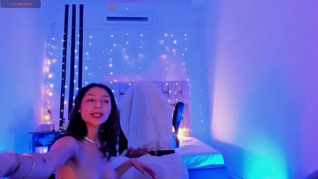 Gorgeous_Team webcam