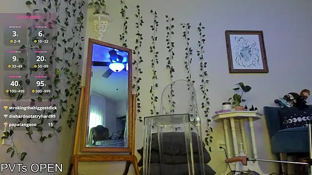 Peaches_N_Kreme webcam