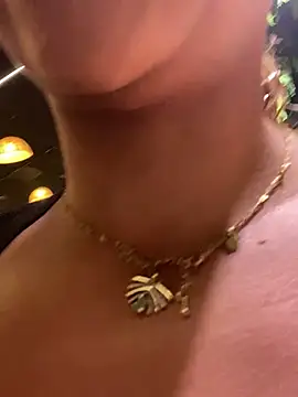 Chloe_Leaozinho webcam