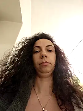 naughty69curls webcam