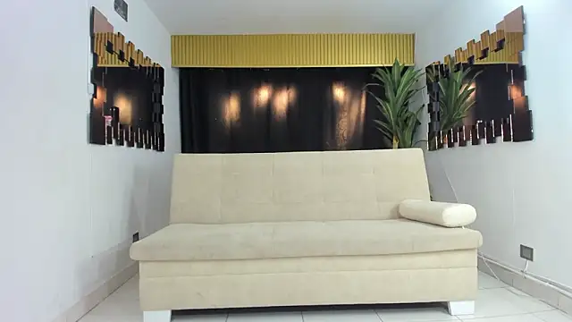 golden_girl_house - Golden_girl_house's free webcam - UK Sex Cams