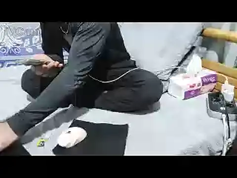 yazin19 - Yazin19's free webcam - UK Sex Cams