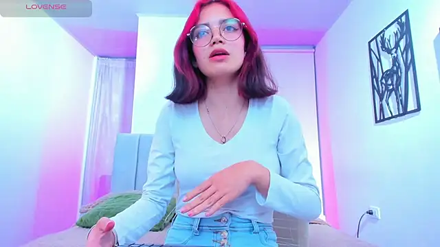 jade7_ - Jade7_'s free webcam - UK Sex Cams