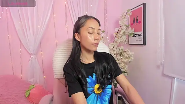 any_clark (F teen) - saliva on tits