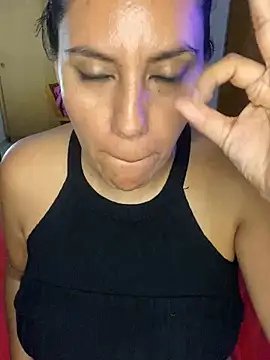 samantablair (F milf) - Plug + doggy