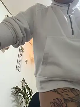 sweet__nurse1 (F young) - RIDING YOUR COCK 😈