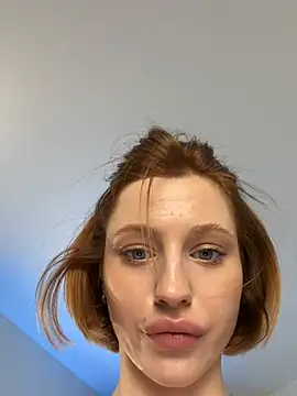 camilla_railian (F young) - Let me sit on your face