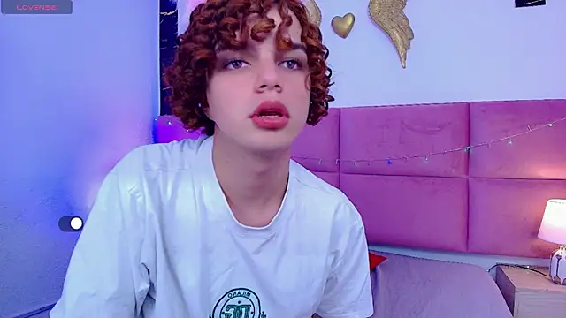 skyee_angel (M twink) - oil in my body