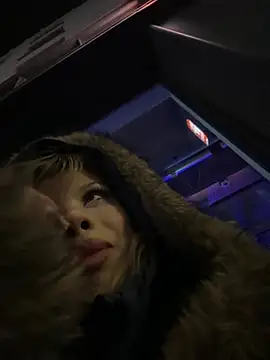 jackelinuh (F teen) - Dildo rijden