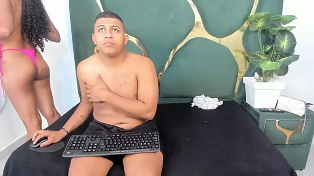 maryandjayasm - Maryandjayasm's free webcam - UK Sex Cams