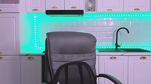 rhealynn - RheaLynn's free webcam - UK Sex Cams