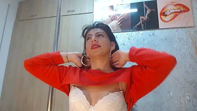 paulinarubio_ - PaulinaRubio_'s free webcam - UK Sex Cams