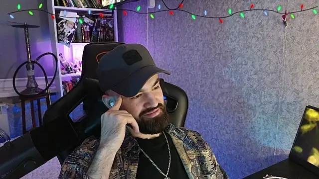 _mostly_ - _Mostly_'s free webcam