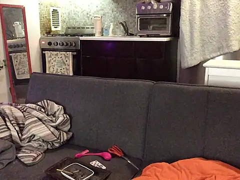 Webcam Model (littyleesh1)  is live.Free join now!