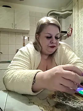 ariannamilf - AriannaMilf's free webcam - UK Sex Cams