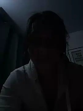 j_loren - J_loren's free webcam - UK Sex Cams