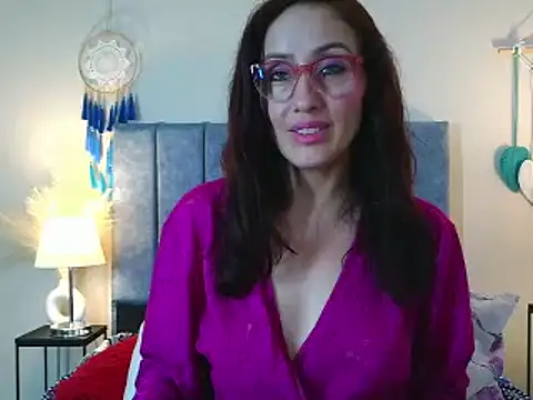 iberianmoonmk - IberianMoonMK's free webcam