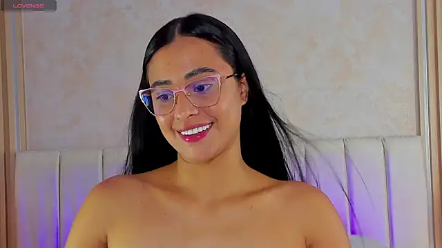 zoebarlowe - ZOEBARLOWE's free webcam - UK Sex Cams