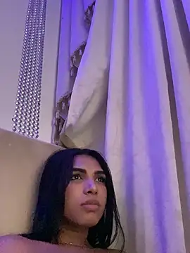 veronicasaenzx - VeronicaSaenzx's free webcam - UK Sex Cams